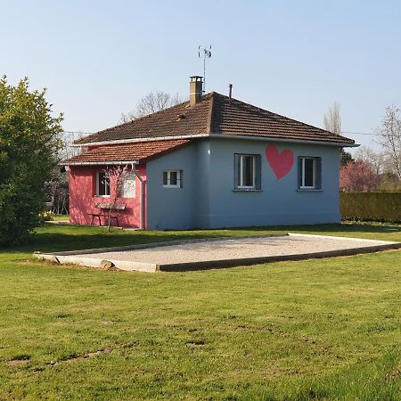 Gite De La Maison Du L.A.C Simard Eksteriør billede