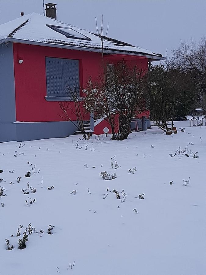 Gite De La Maison Du L.A.C Simard Eksteriør billede